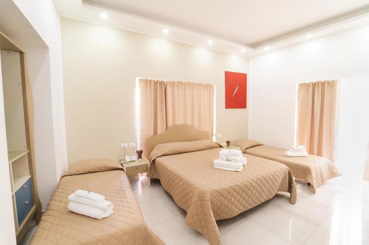 Hotel Royal H Umberto I, Napoli Centro, by ClaPa Group