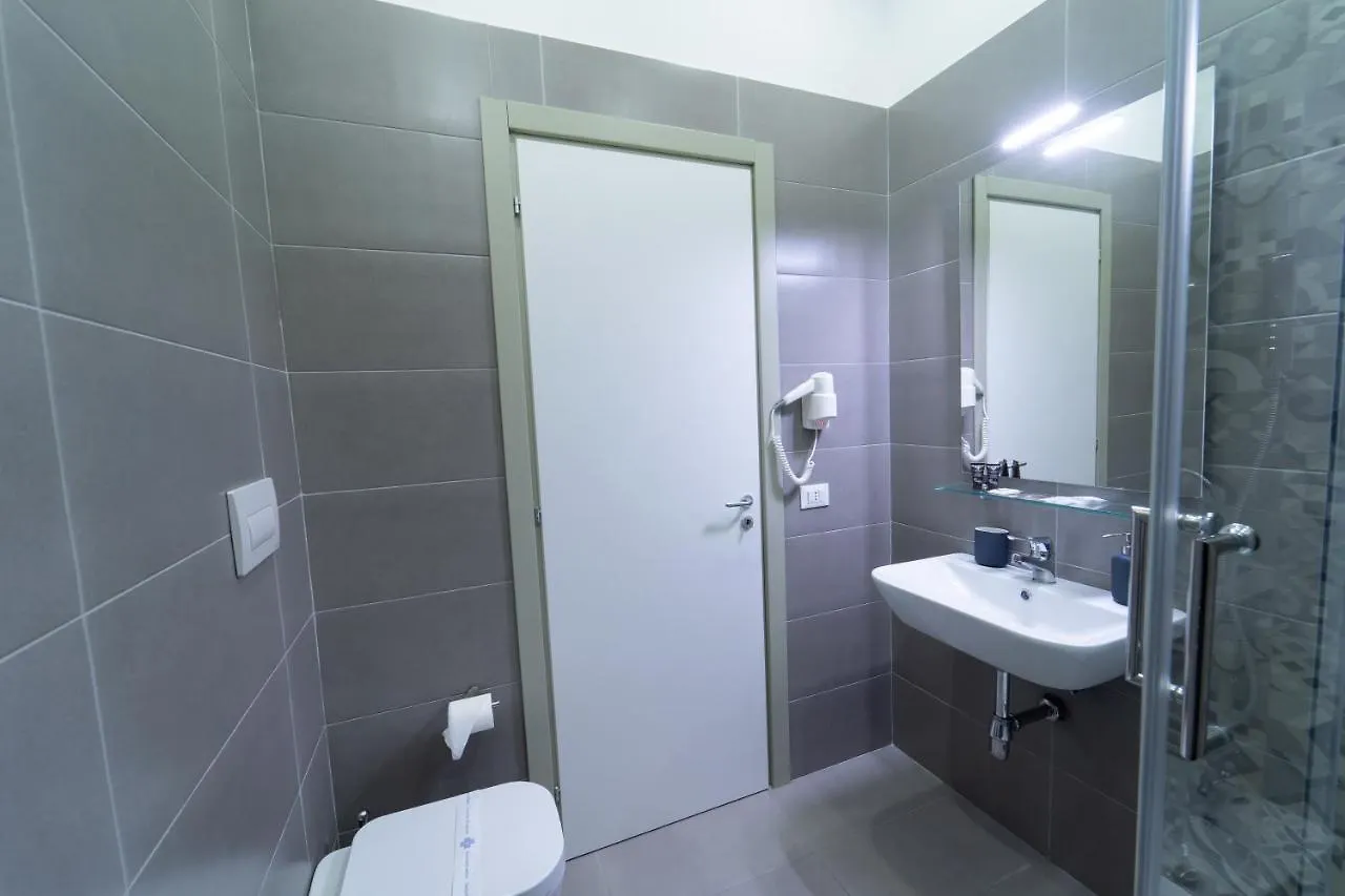 Hotel Royal H Umberto I, Napoli Centro, by ClaPa Group