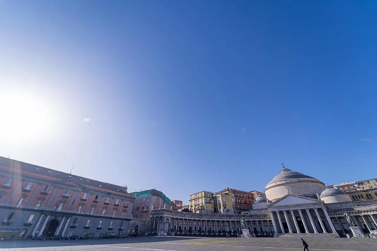 Affittacamere Hotel Royal H Umberto I, Napoli Centro, by ClaPa Group Italia